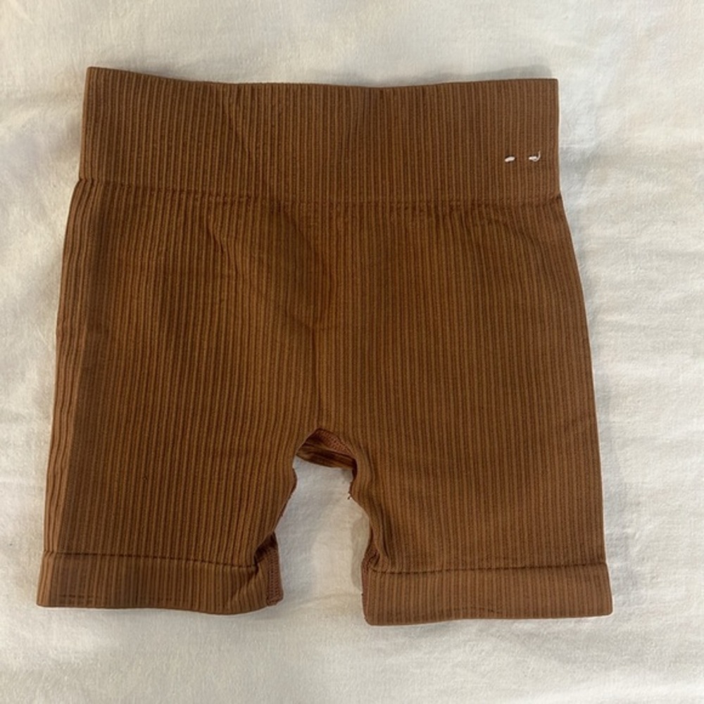 NWOT Girls Brown Spandex Shorts
